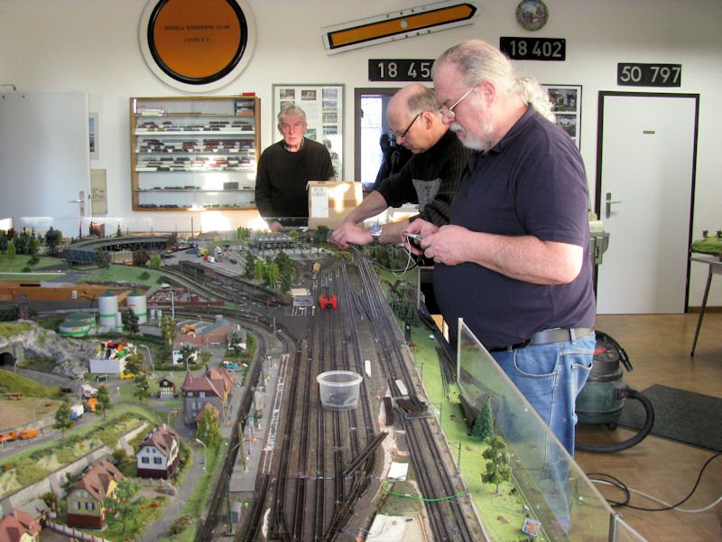 Das &quot;dynamische Duo&quot; bei der Gleisneuverlegung.