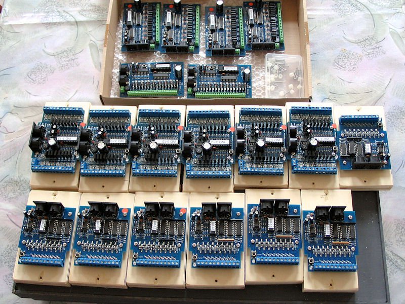 Decoder und Encoder aus Bausätzen.