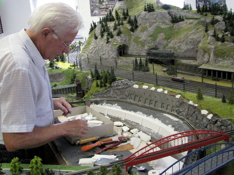 Weiter geht es mit den unteren Stützmauern
