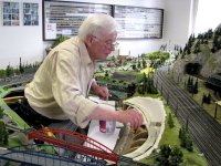 Die ersten Geländebauarbeiten beginnen